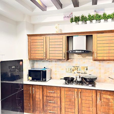 Luxury Apartment Hotel Islamabad Exterior foto